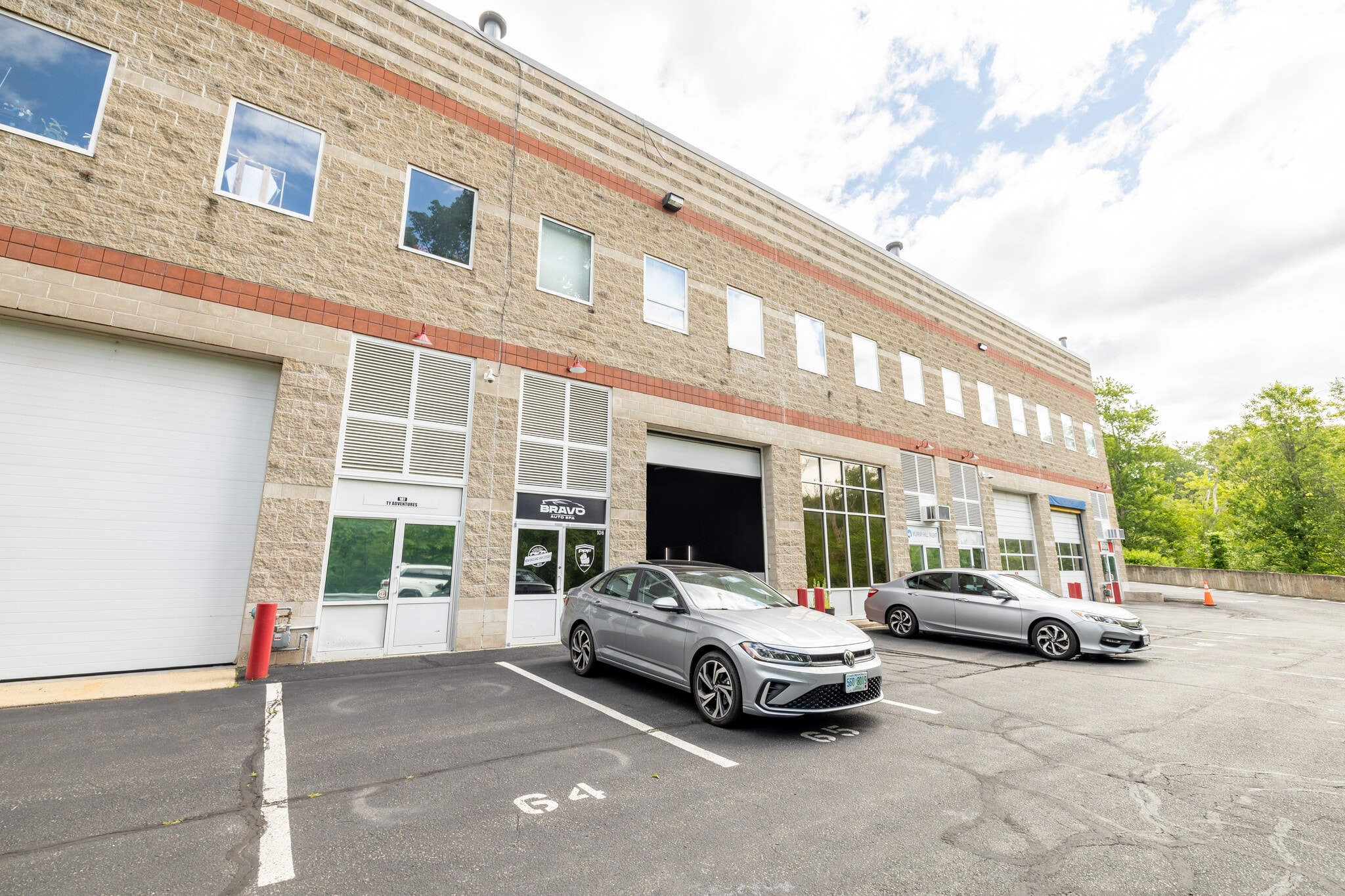 100 Ferncroft Rd, Danvers, MA for Rent