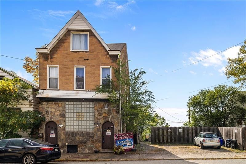 2827 California Ave, Pittsburgh, PA for Sale