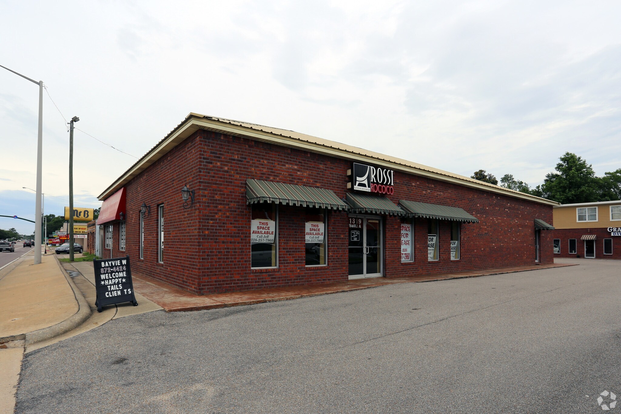 1319 Bienville Blvd Ocean Springs, MS 39564 Retail Property for Sale