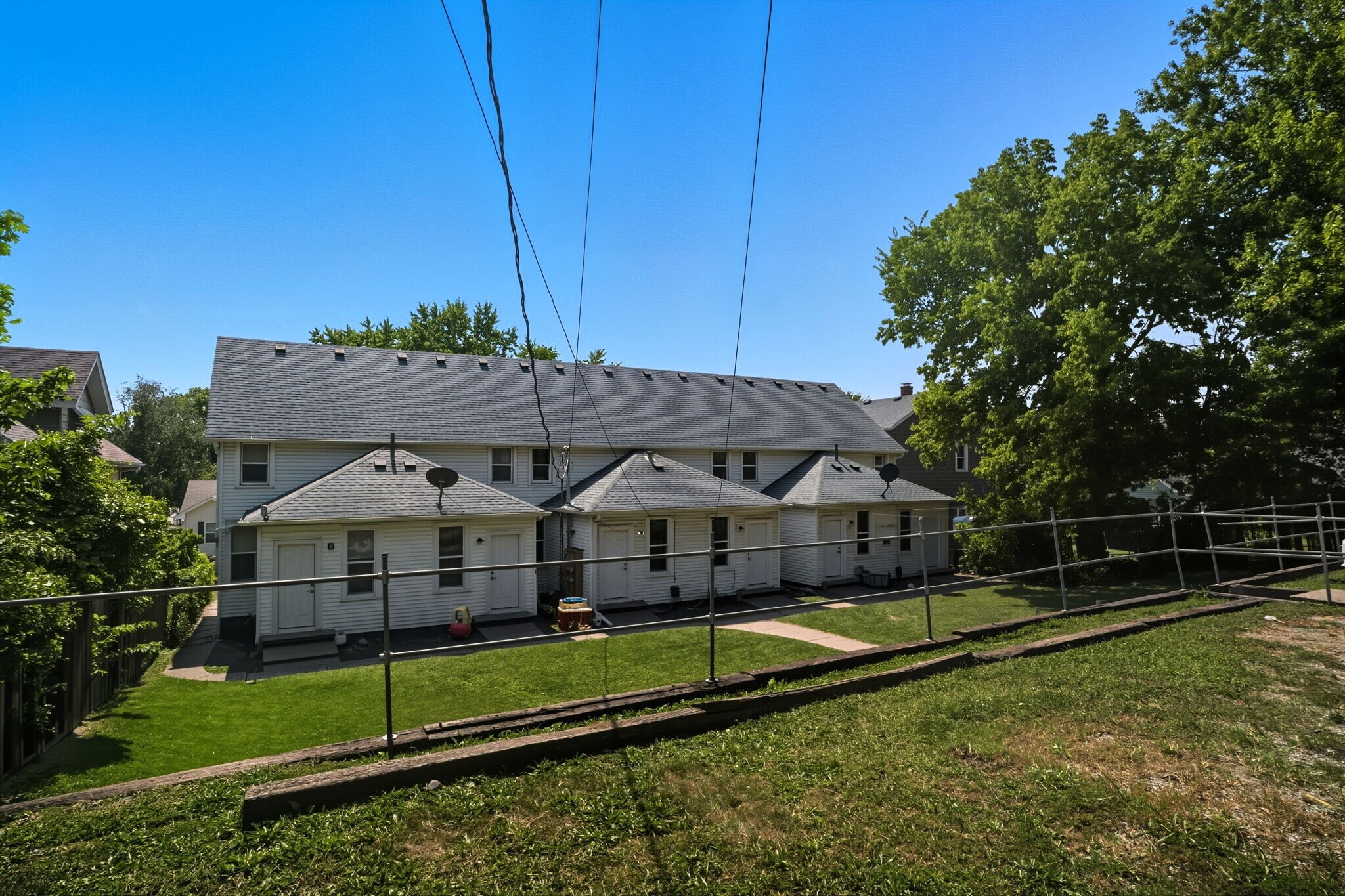 1604 W 9th St, Davenport, IA for Sale