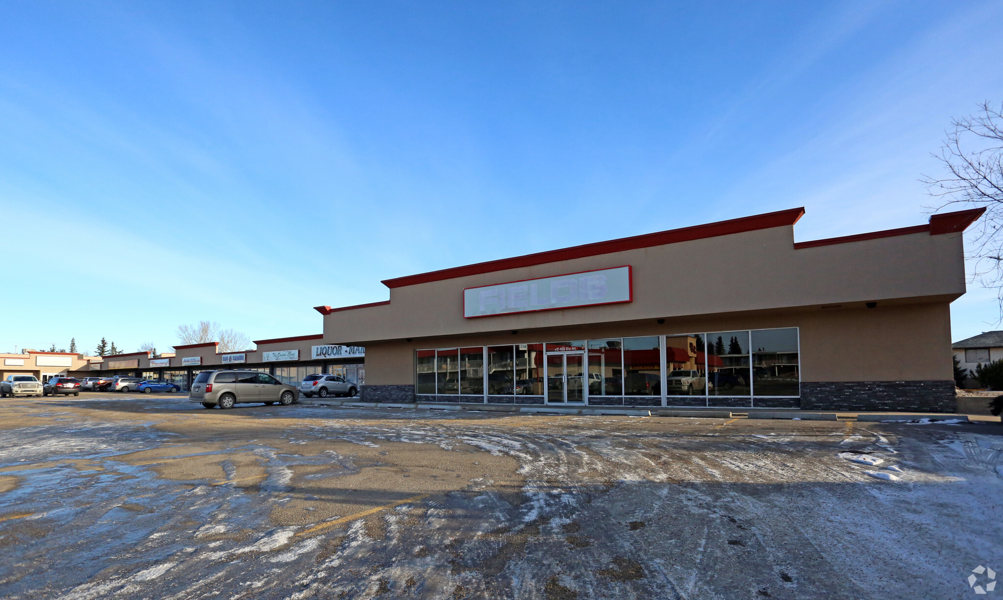 4513 52 Ave, Olds, AB for Rent