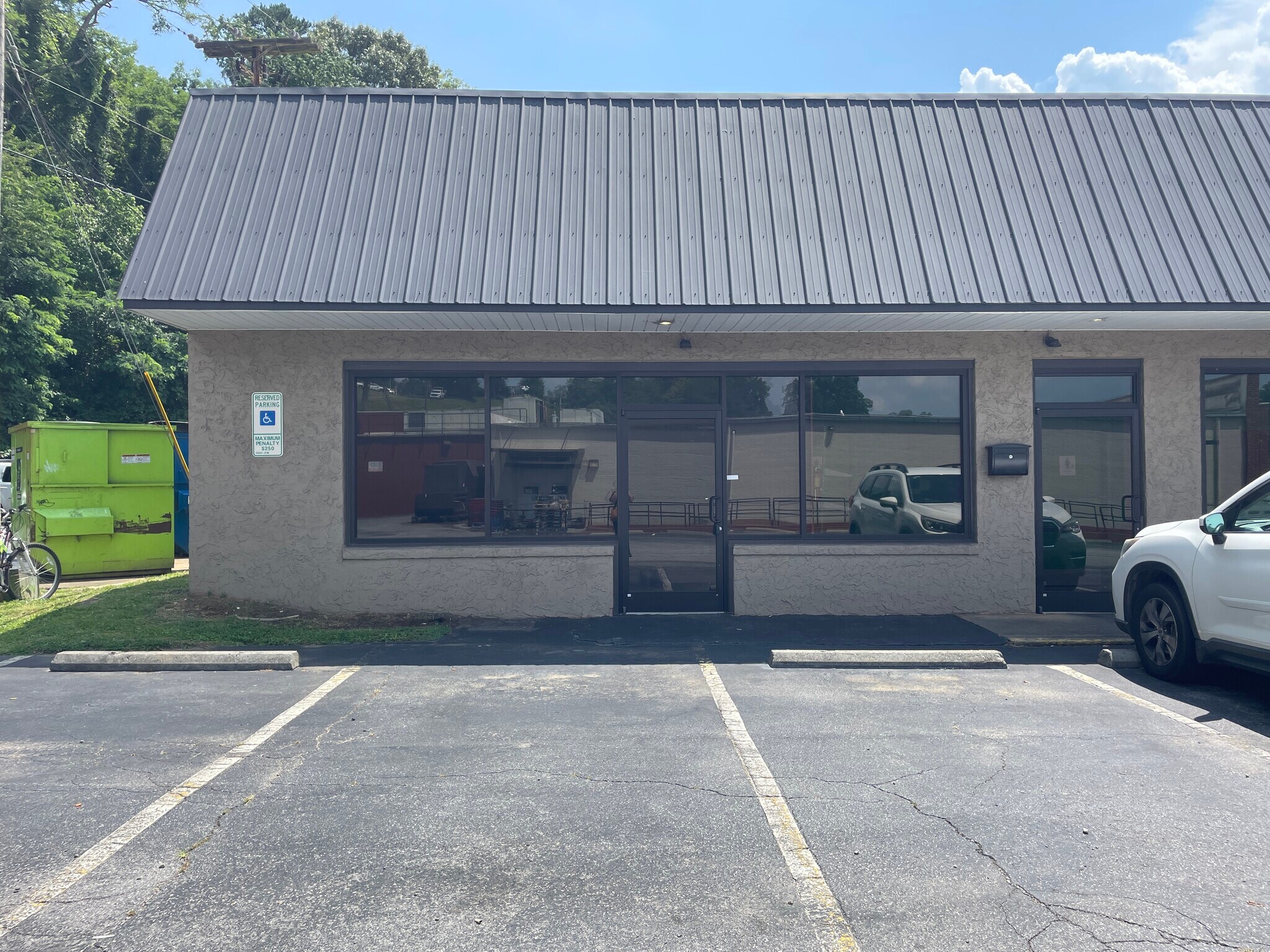 815 Patton Ave, Asheville, NC for Rent