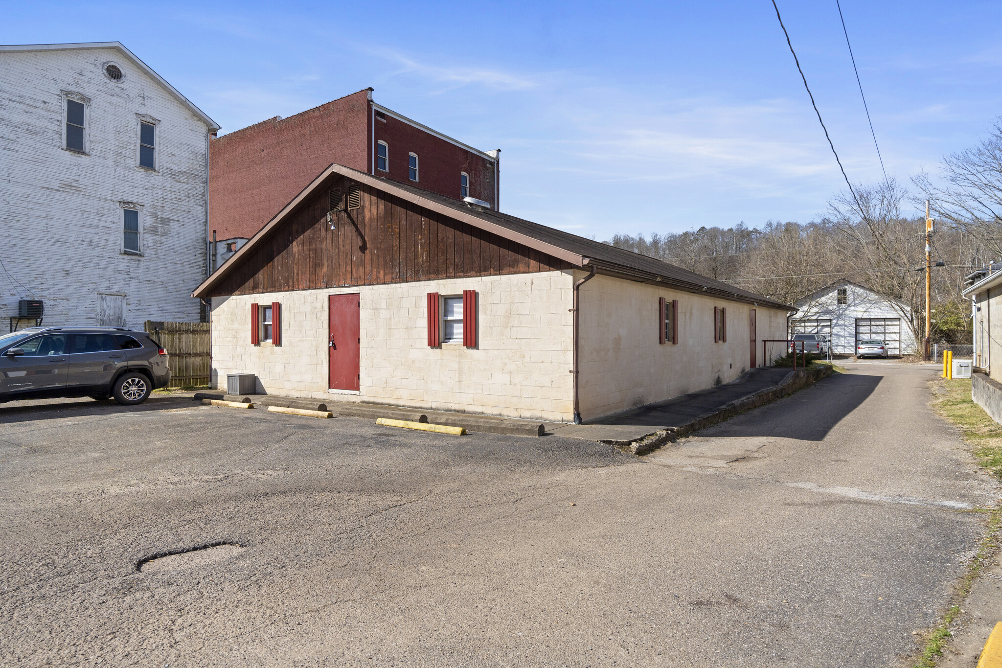 38 Mcgregor St, Cairo, WV for Sale