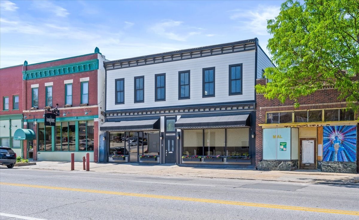 1264 S 13th St, Omaha, NE for Rent