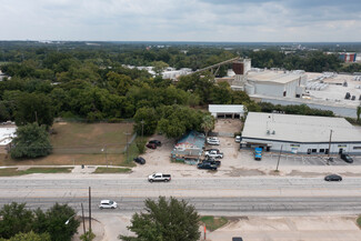 Austin, TX Restaurant - 817 Airport Blvd