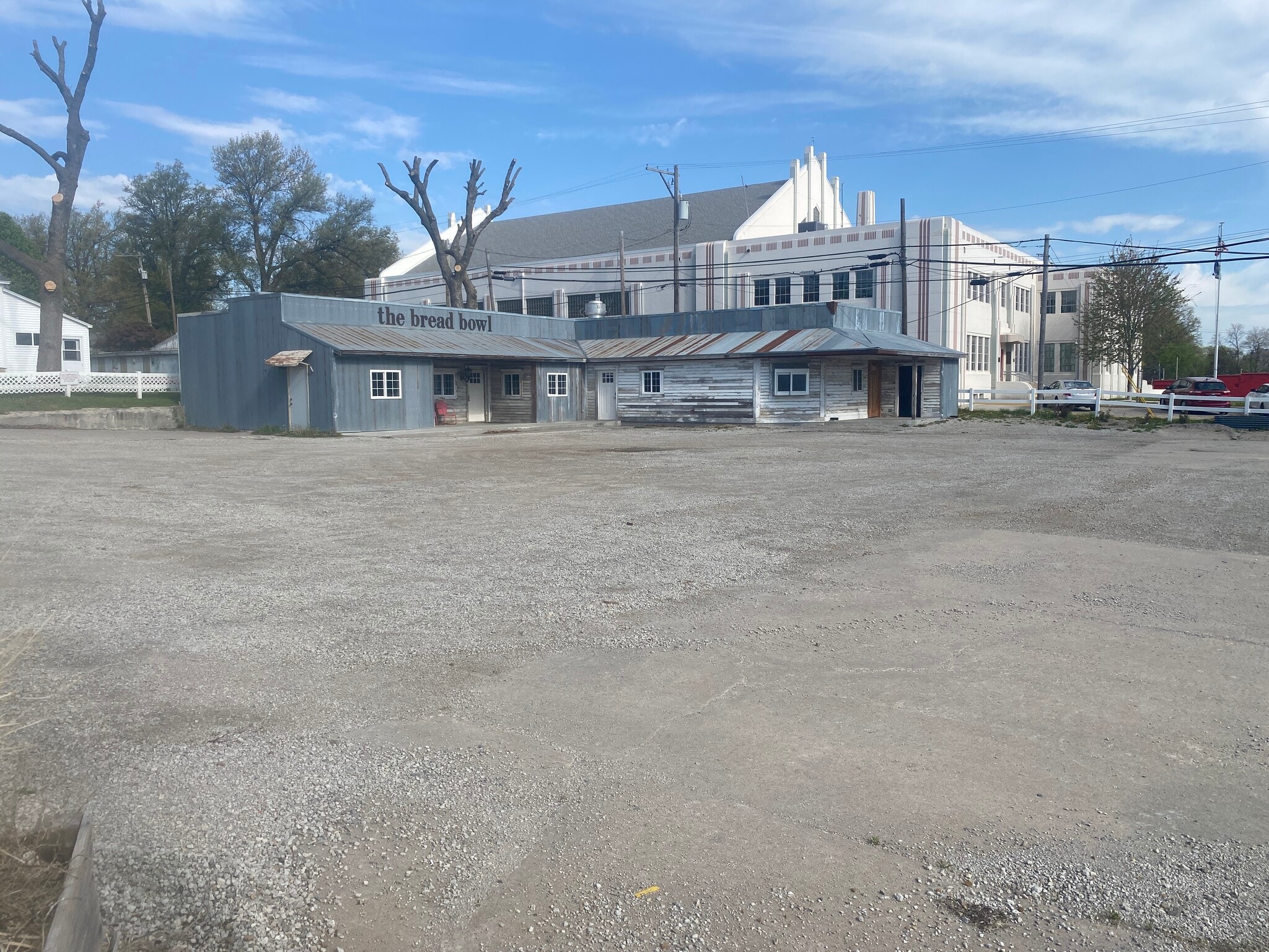 100 Oregon St, Hiawatha, KS for Sale