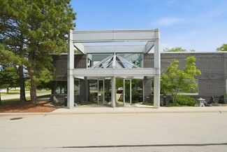 Mundelein, IL Light Manufacturing - 975 Campus Dr