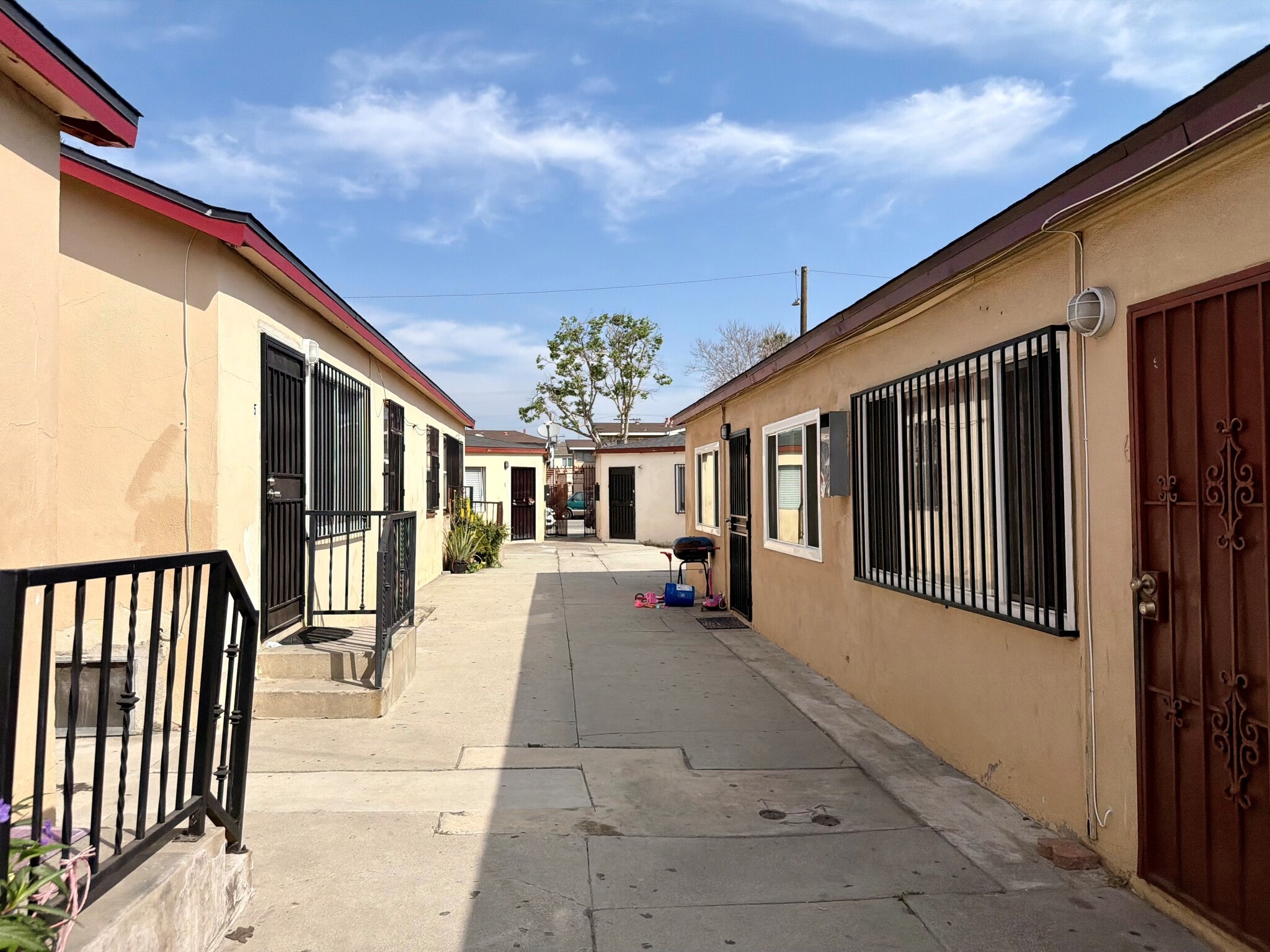 4244 E Compton Blvd, Compton, CA for Sale