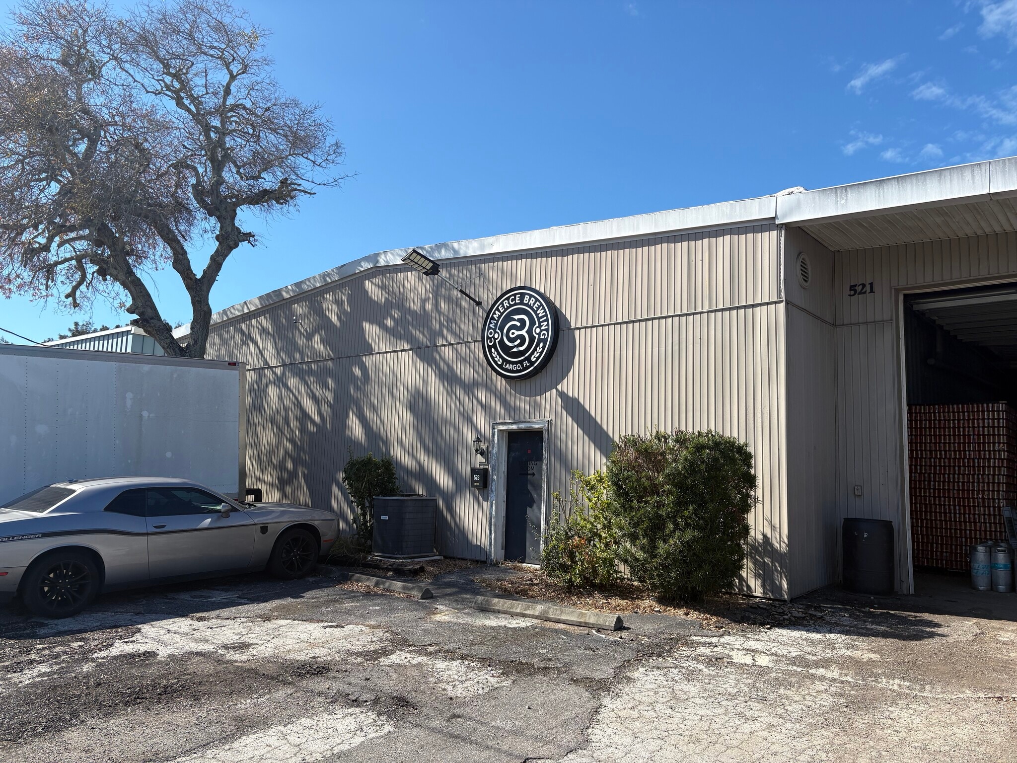 521 S Commerce Dr, Largo, FL for Sale