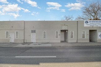 Cincinnati, OH Storefront - 8201-8207 Vine St