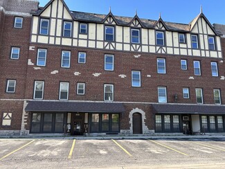 North Riverside, IL Apartments - 8001 Edgewater Rd
