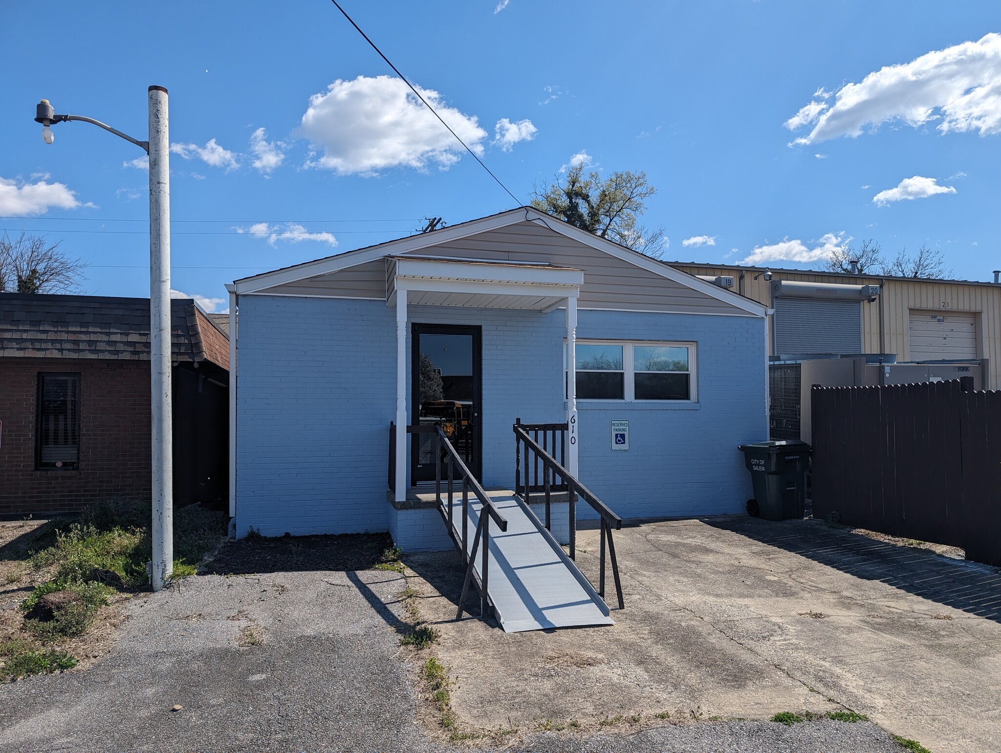 610 S Market St Salem, VA 24153 Office Property for Lease on