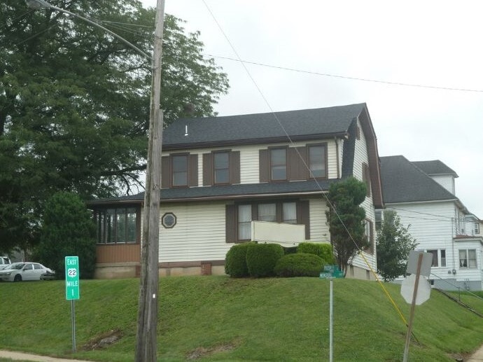 522 Memorial Pky, Phillipsburg, NJ for Sale