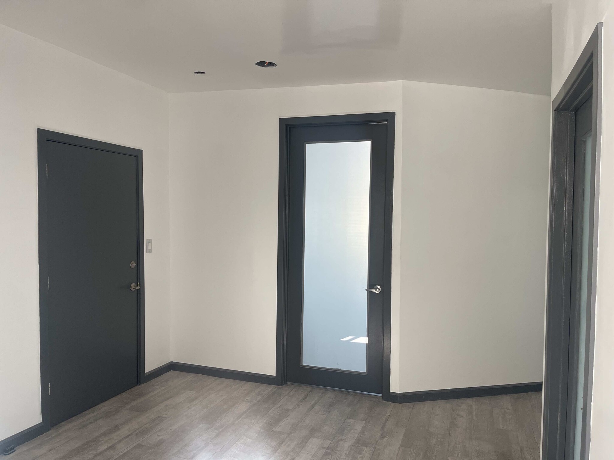 1503 S La Cienega Blvd, Los Angeles, CA for Rent