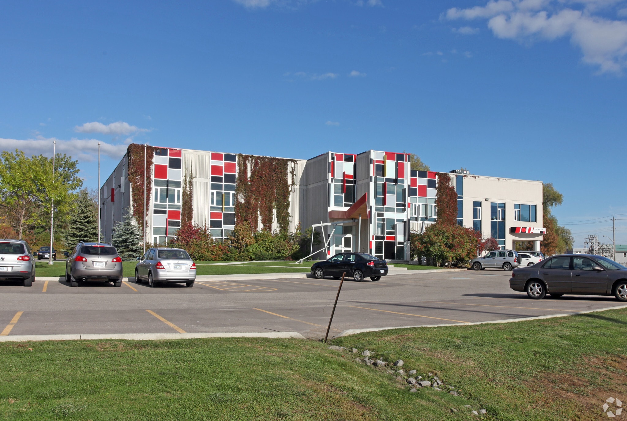 250 Water St, Whitby, ON for Rent