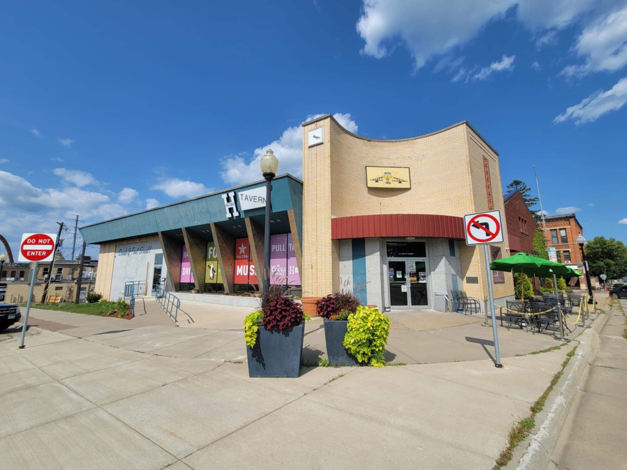 111 E 3rd St, Hastings, MN for Rent
