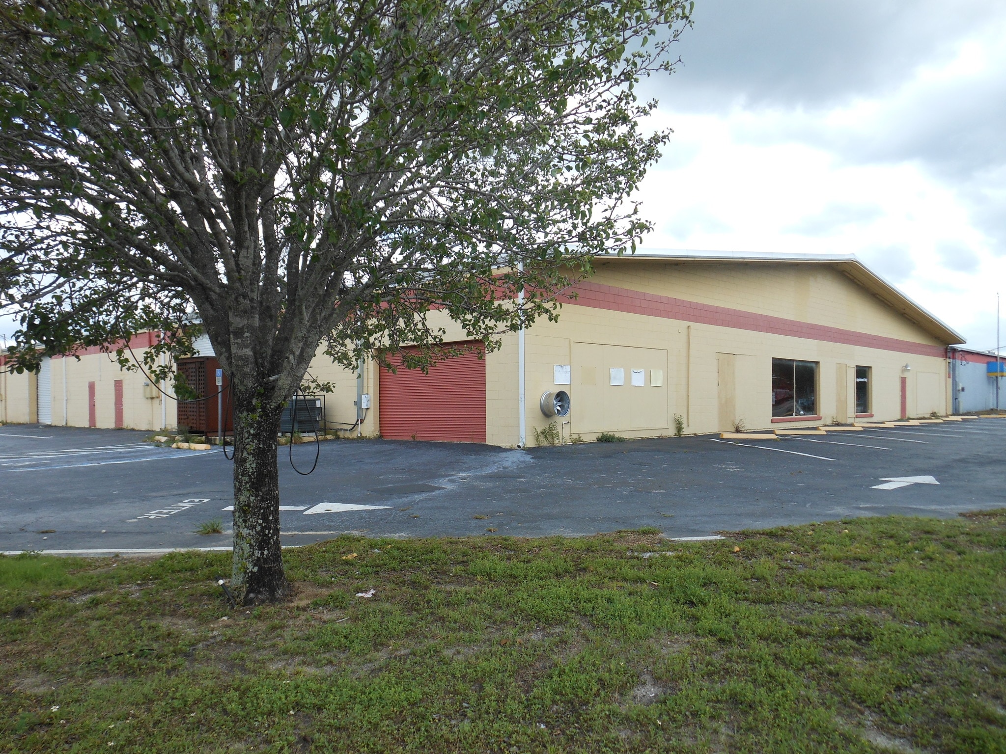 737 N Magnolia Ave, Ocala, FL for Sale