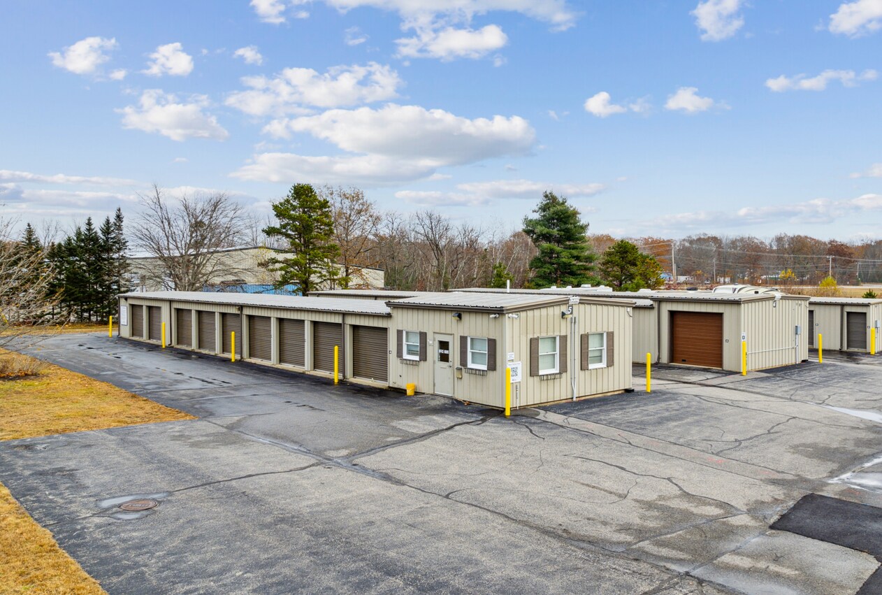 23 Smada Dr, Sanford, ME for Rent