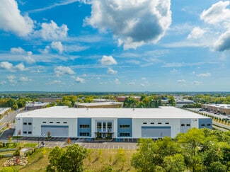 Hauppauge, NY Industrial - 88 Parkway Dr S