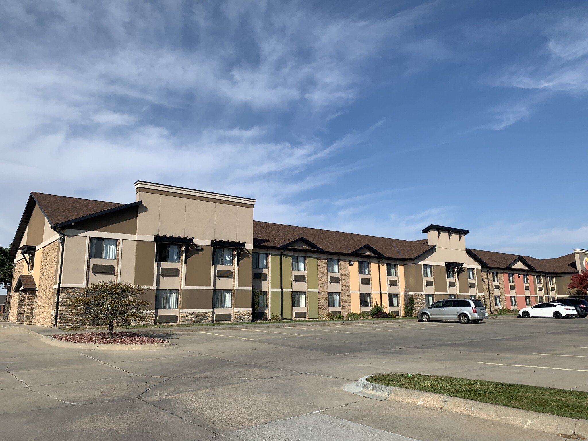 3535 State St, Grand Island, NE for Sale