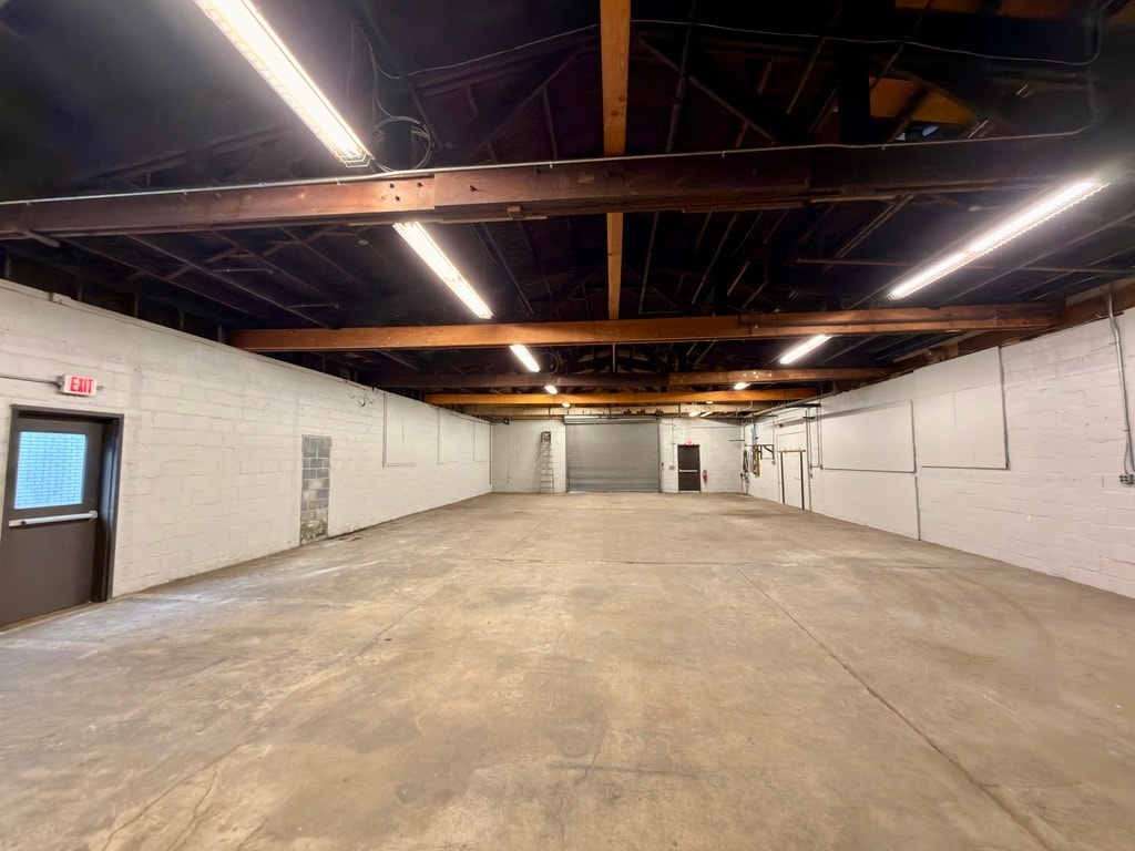 275 Lincoln Blvd, Middlesex, NJ for Rent