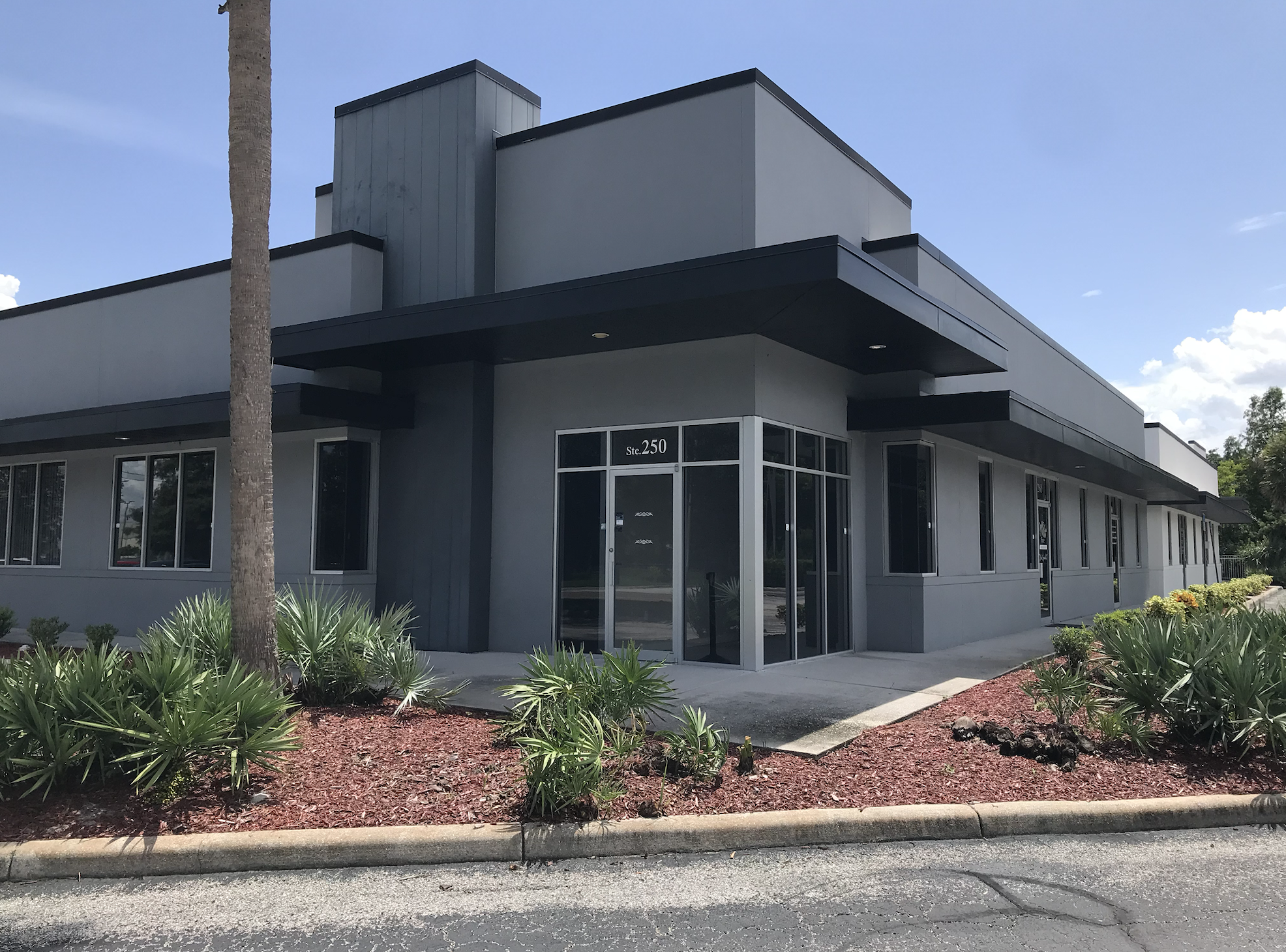 6645 Vineland Rd, Orlando, FL for Rent