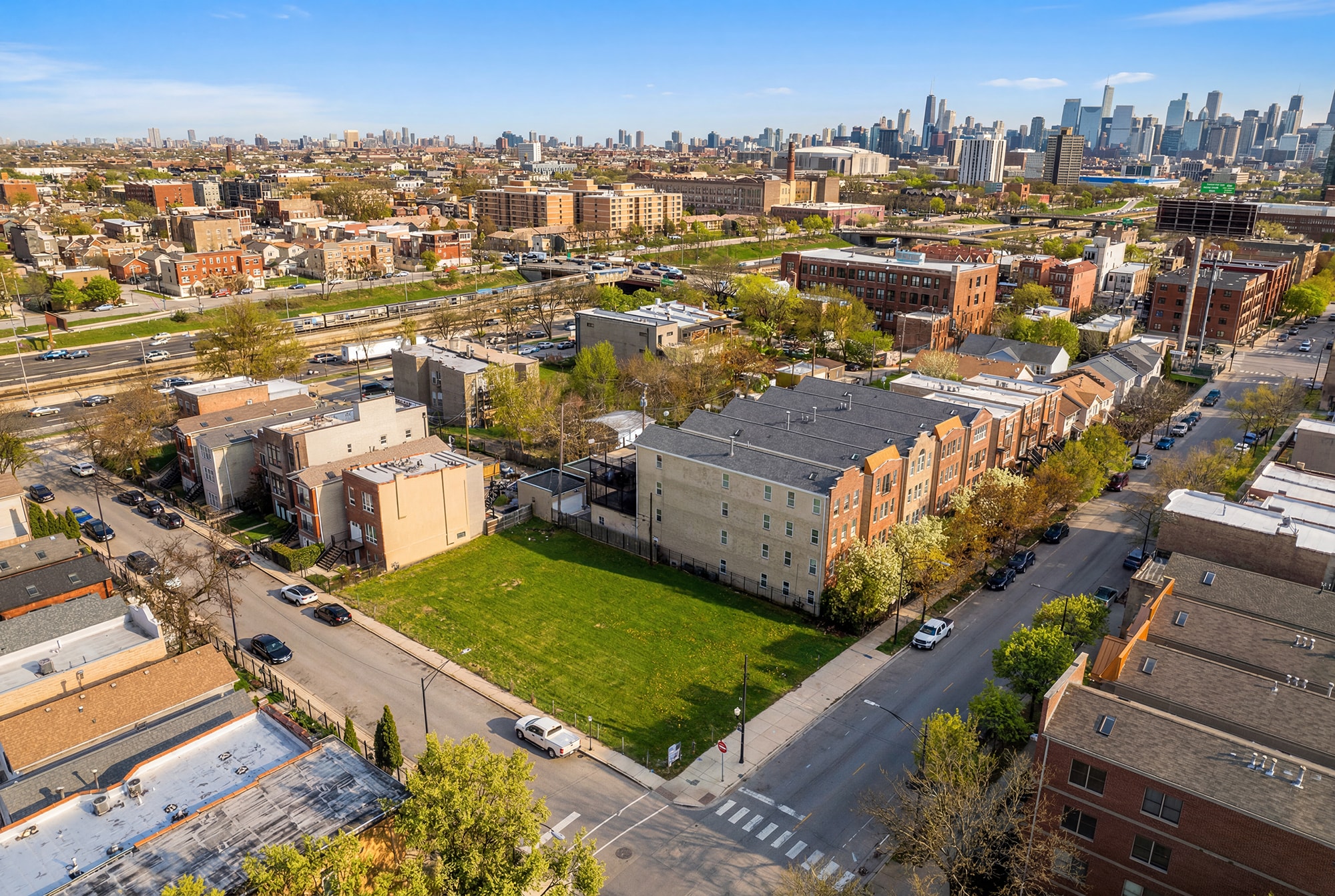 2452 W Harrison St, Chicago, IL for Sale