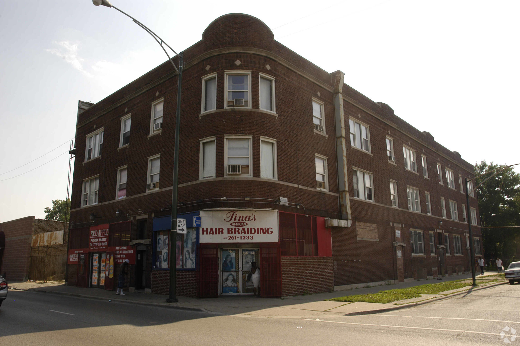 722-724 N Cicero Ave, Chicago, IL for Rent