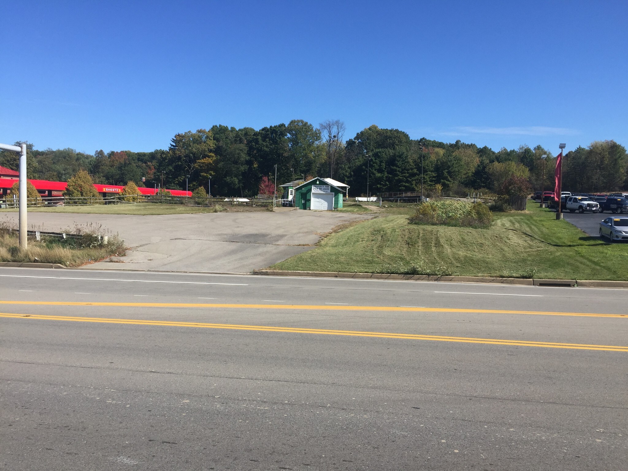 1600 N Hermitage Rd, Hermitage, PA for Sale