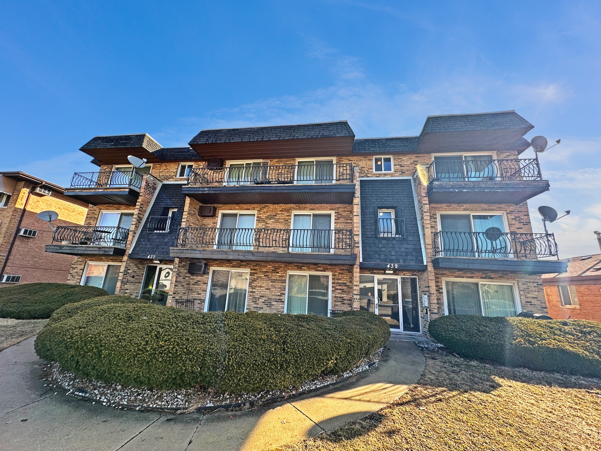 437 Prairie Ave, Calumet City, IL for Sale