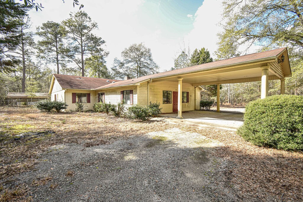 182 Roberts St W, Salley, SC for Sale