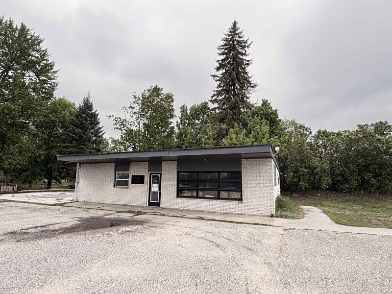108 S Mill St, Marion, MI for Sale