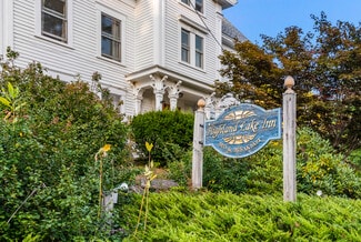 Andover, NH Hospitality - 32 Maple St