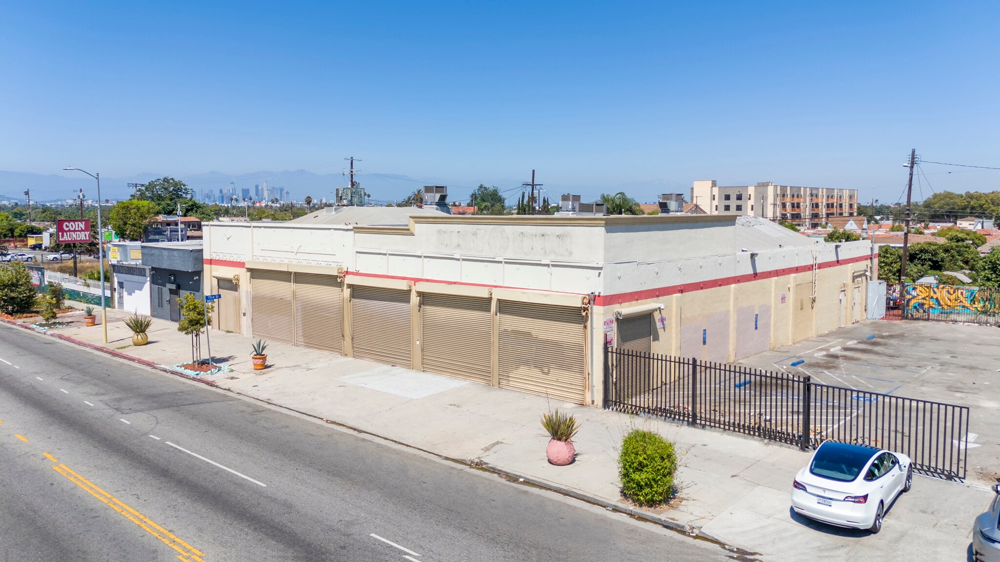 7300 S Western Ave, Los Angeles, CA for Rent