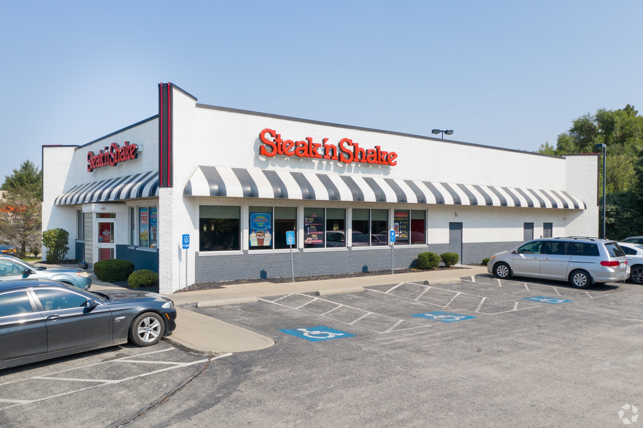 4929 N Old Pike Rd, Gladstone, MO for Sale