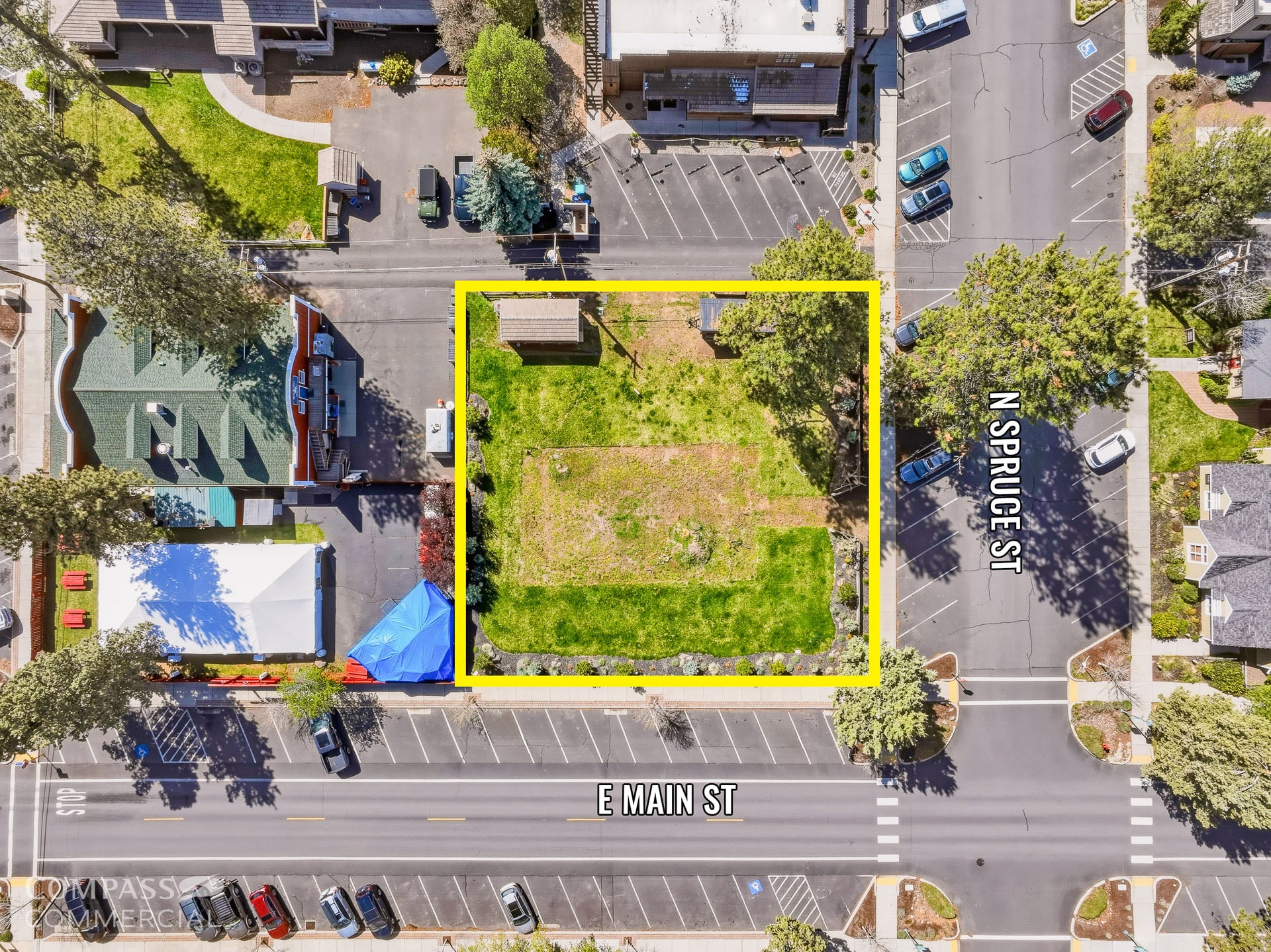 301 E Main Ave, Sisters, OR for Sale