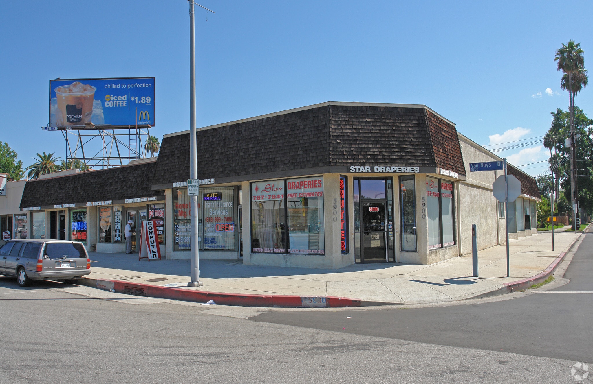 5900-5902 Van Nuys Blvd, Van Nuys, CA for Rent
