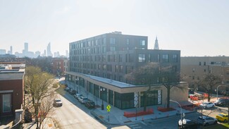 Chicago, IL Retail - 1221 W Taylor St