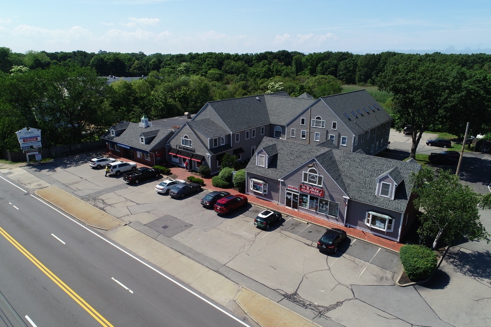 185 Lincoln St, Hingham, MA for Rent