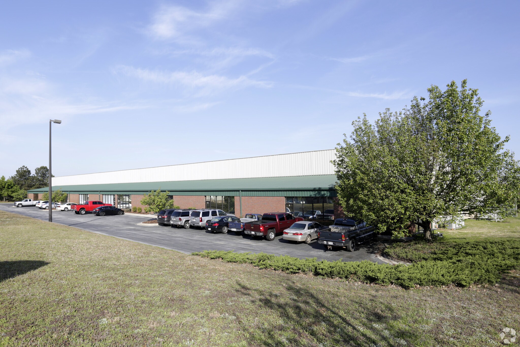 2481 Hilton Dr, Gainesville, GA for Sale