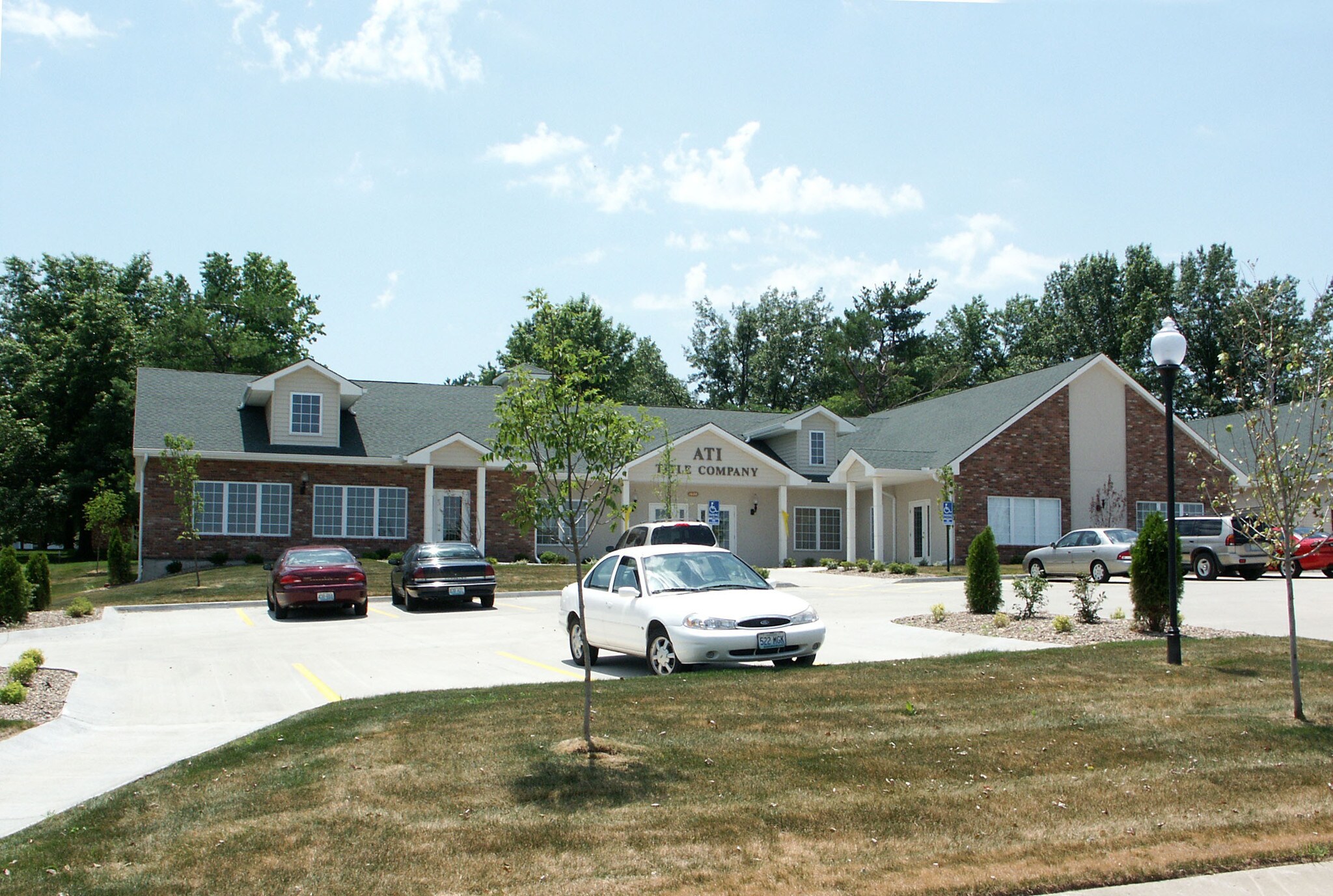 1600 NW Mock Ave, Blue Springs, MO for Rent