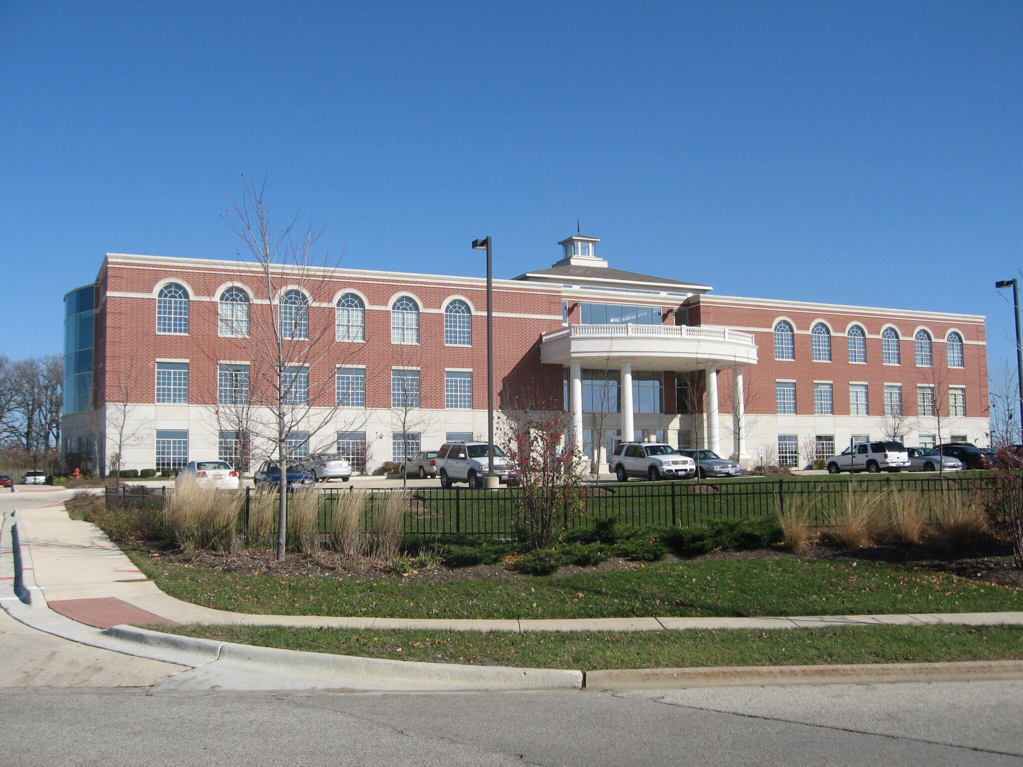 265 Exchange Dr, Crystal Lake, IL for Sale