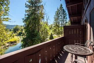 Leavenworth, WA Hospitality - 315 Commercial St