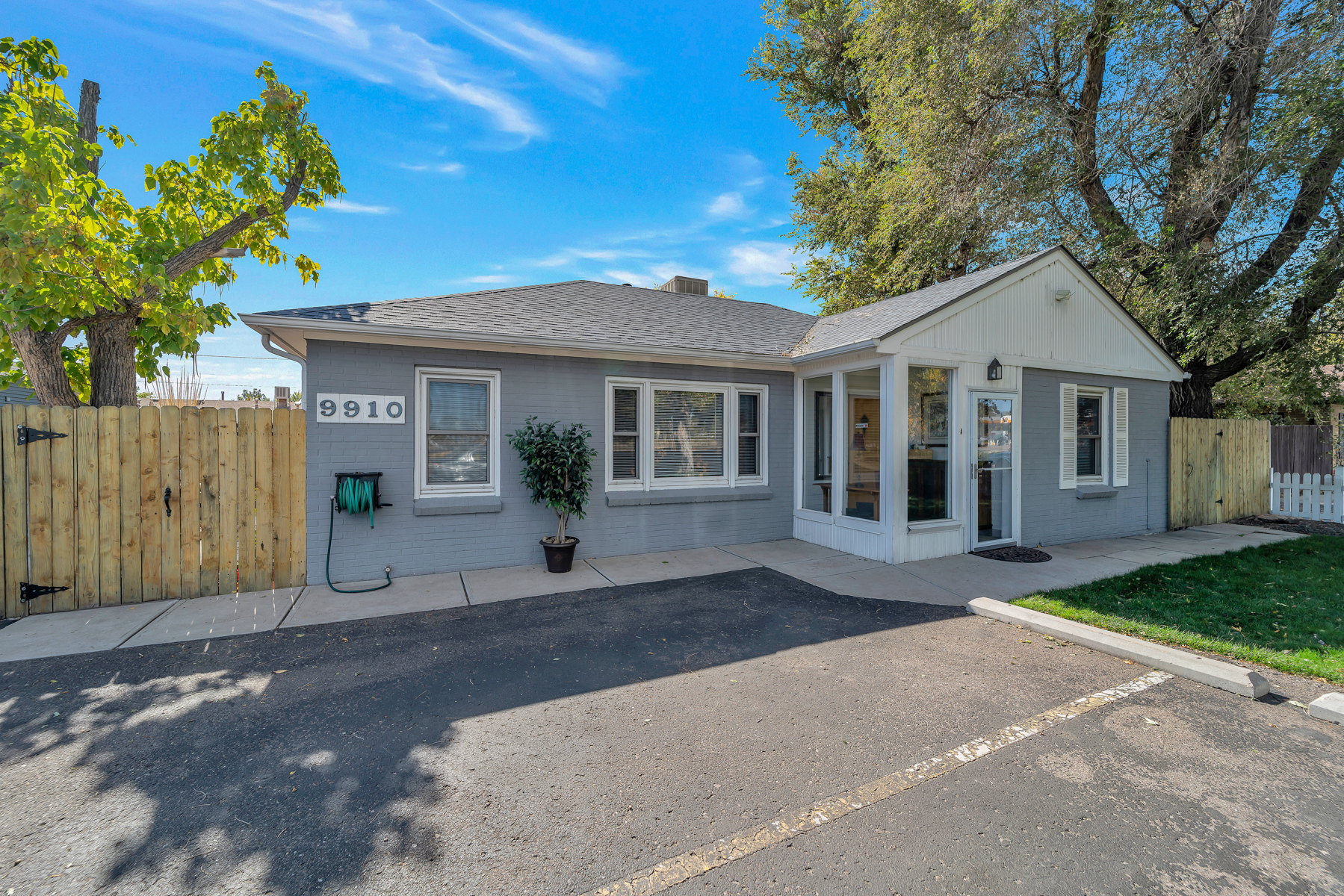 9910 W 44th Ave, Wheat Ridge, CO for Sale