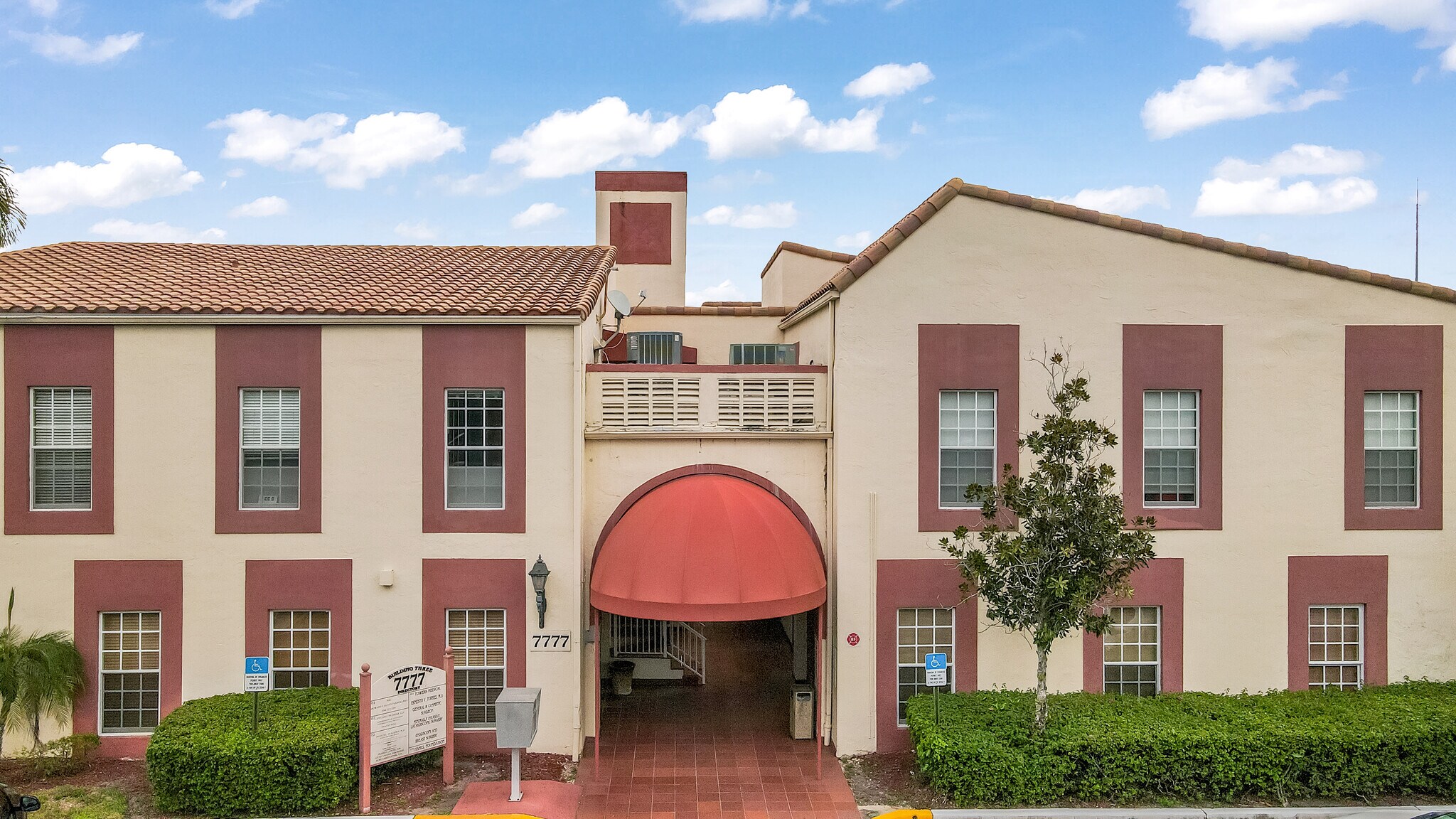 7777 N University Dr, Tamarac, FL for Sale