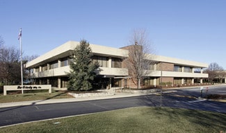 Des Plaines, IL Warehouse - 1666 E Touhy Ave