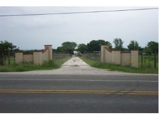 Del Valle, TX Industrial - 11900 FM 812