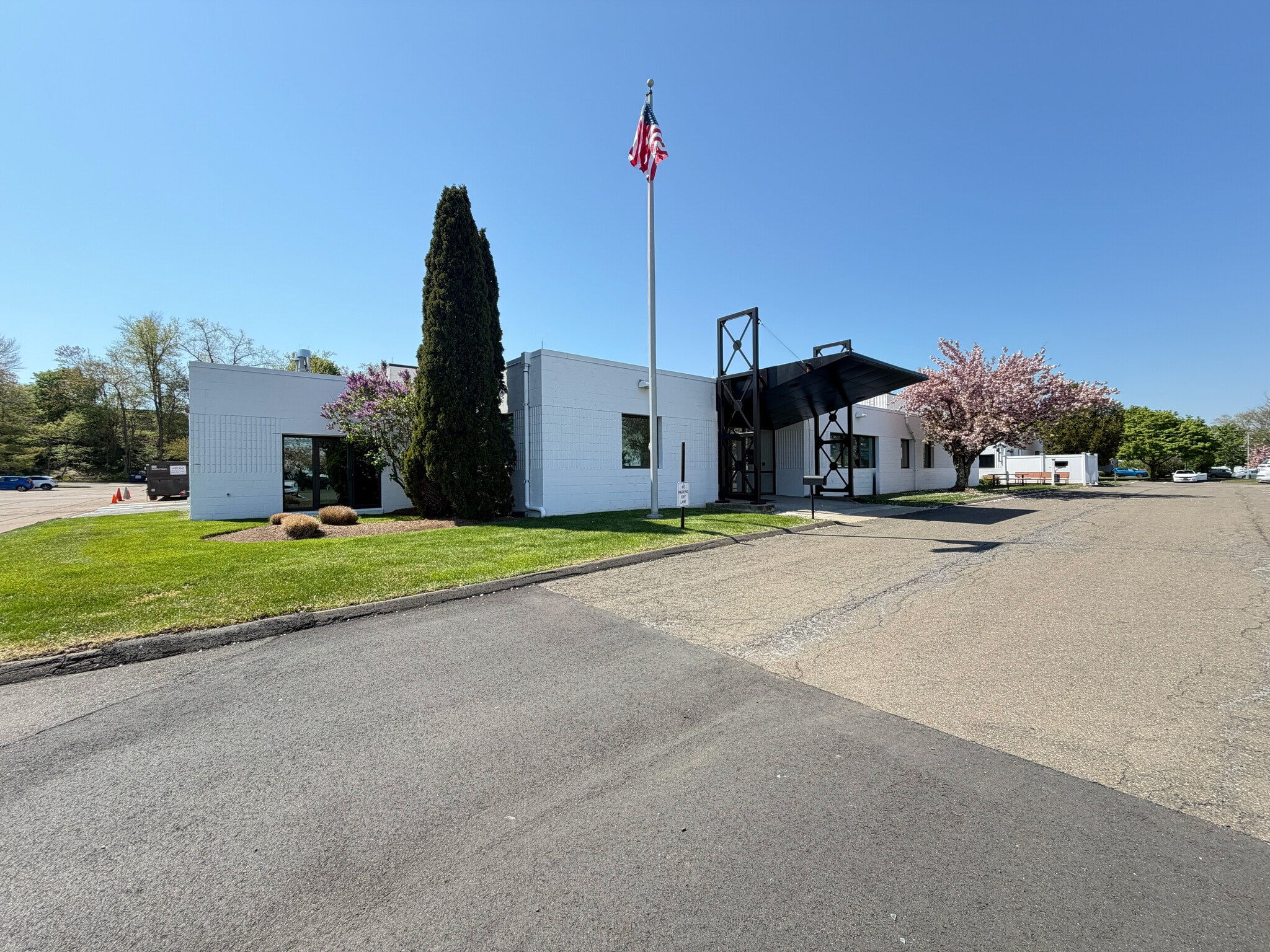 35 NE Industrial Rd, Branford, CT for Rent