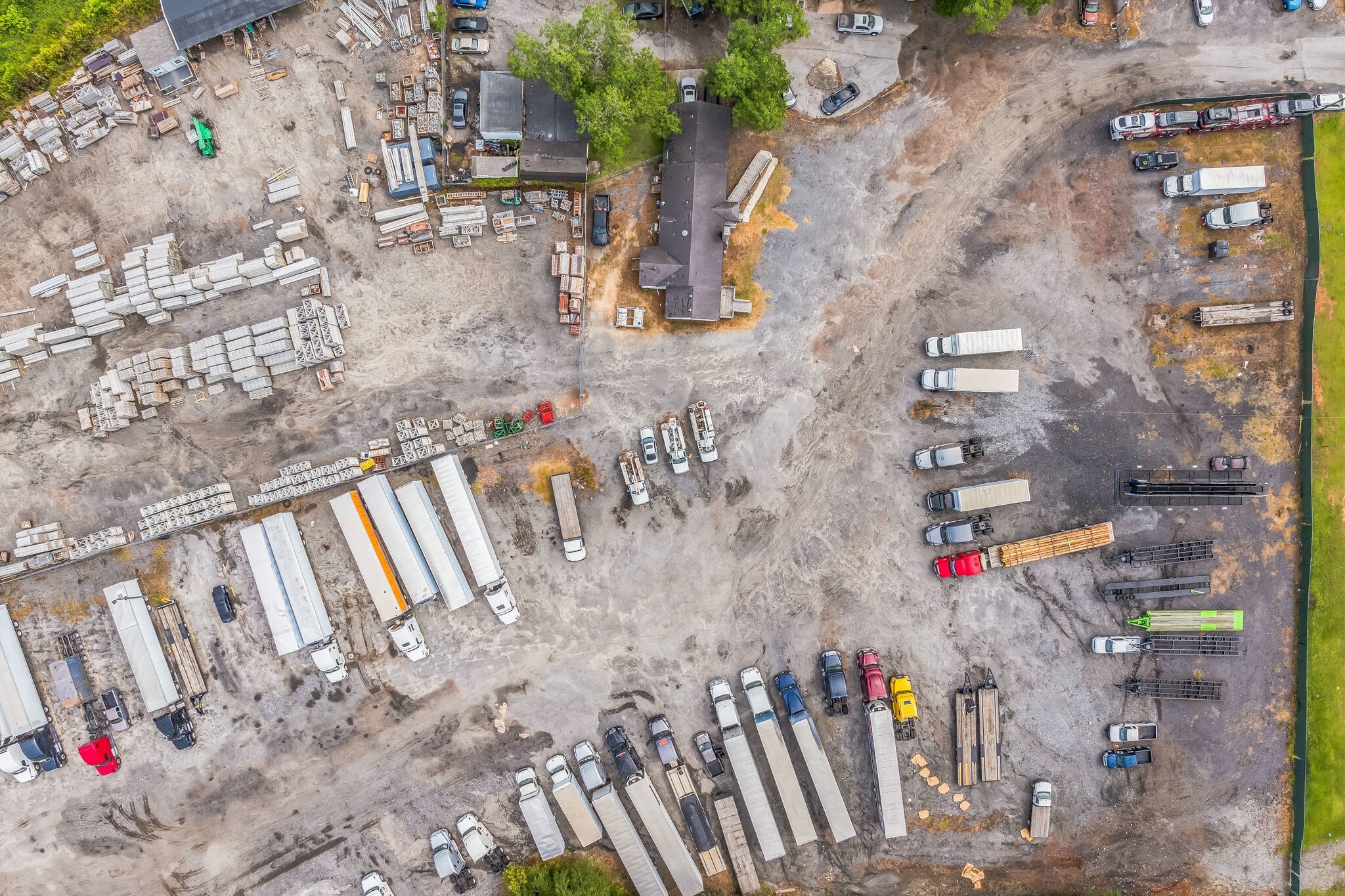 2071 Rock Chapel Rd, Lithonia, GA for Rent