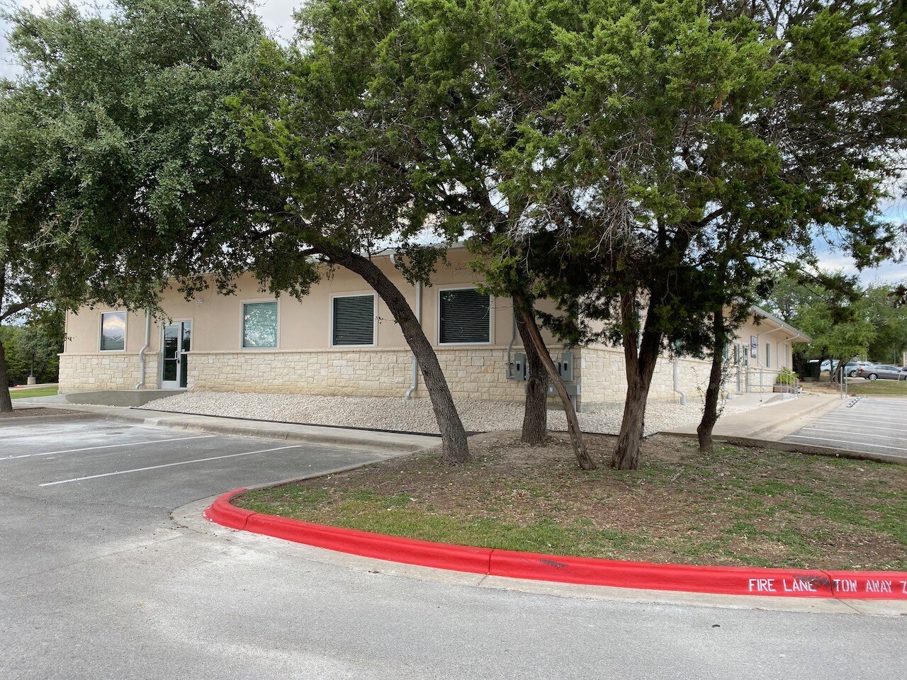 2440 E Hwy 290, Dripping Springs, TX for Rent